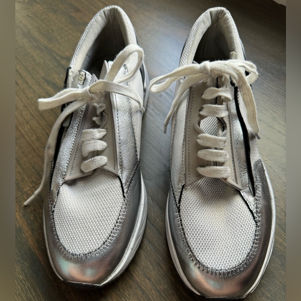 Franco Sarto  Imperial silver black white sneaker sz 8.5
